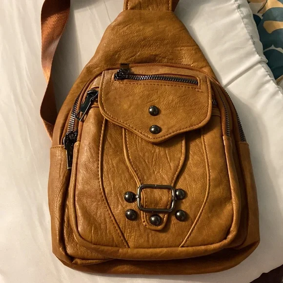 Unbranded backpack - Picture 3 of 9